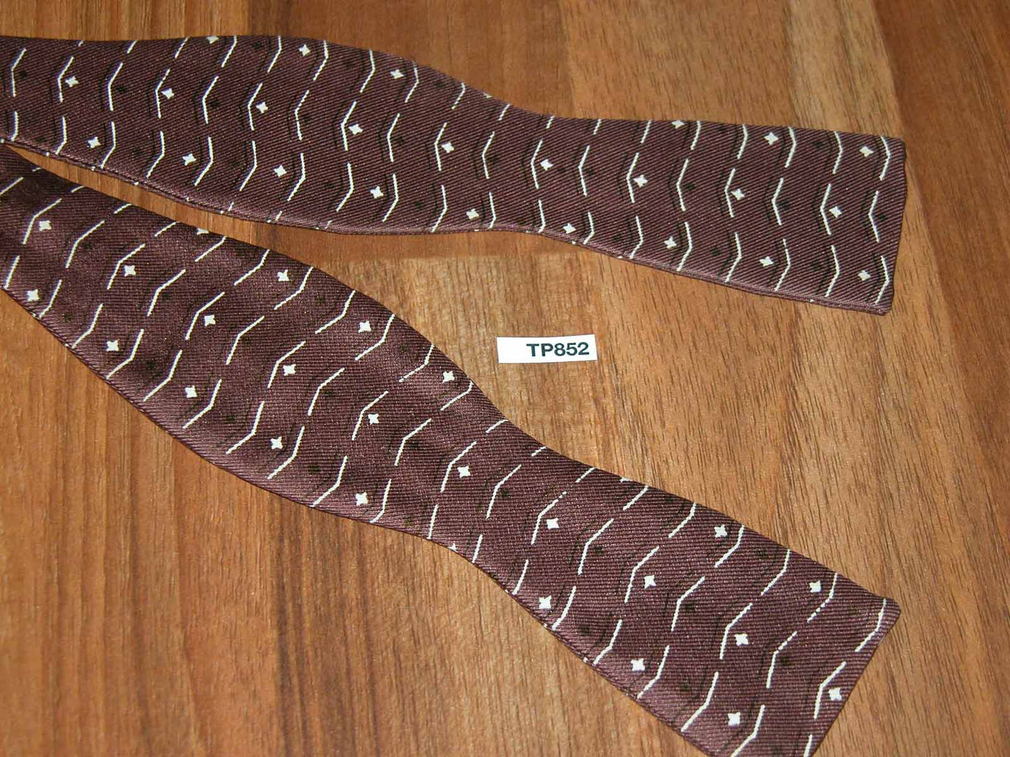 Vintage Silk Brown Cream Pattern Self Tie Bow Tie Thistle Shape Square Ends Adjustable
