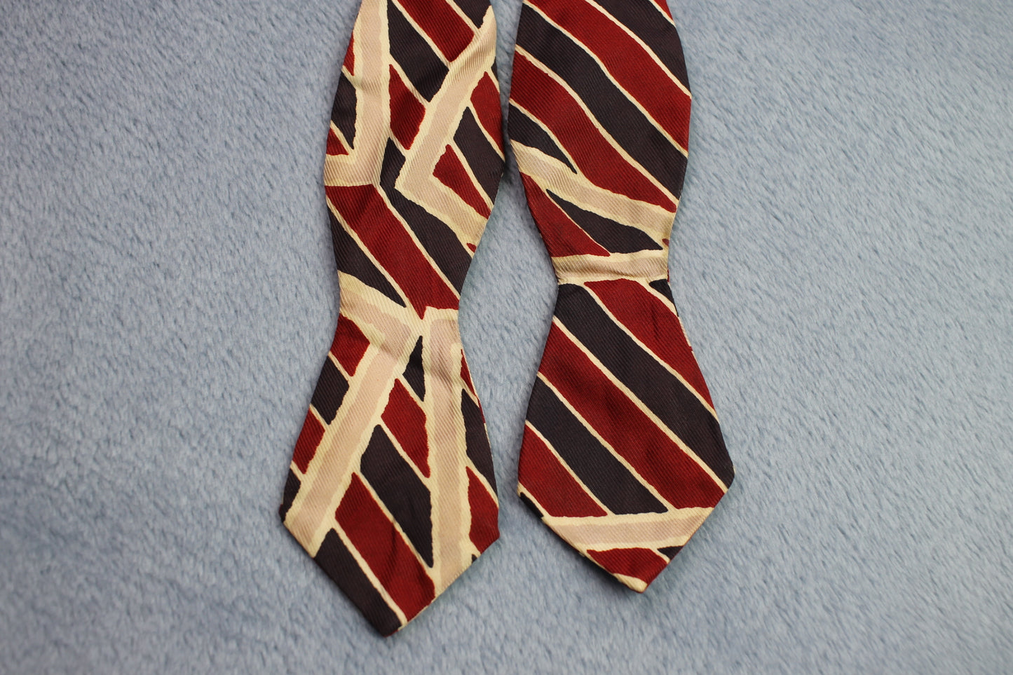 Vintage self tie arrow end blue red cream striped pattern bow tie adjustable