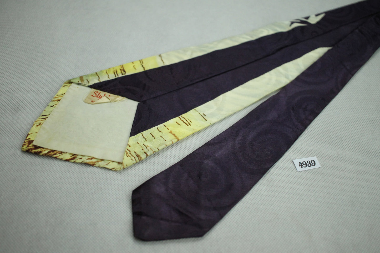Stylebest Galleon Hand Fashioned Jacquard Vintage Swing Tie 1940s/50s