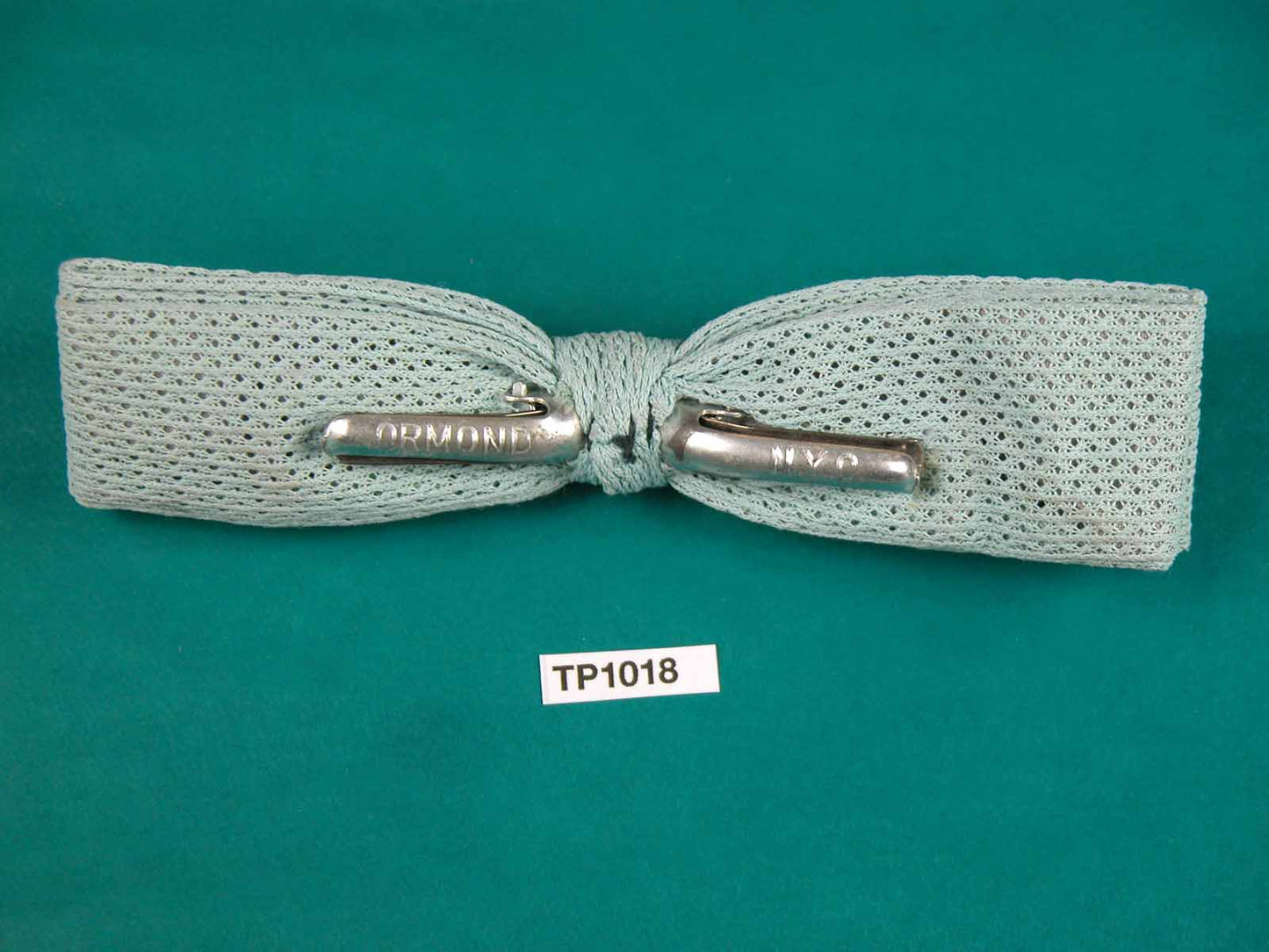 Vintage pale green open weave fabric square end clip on bow tie