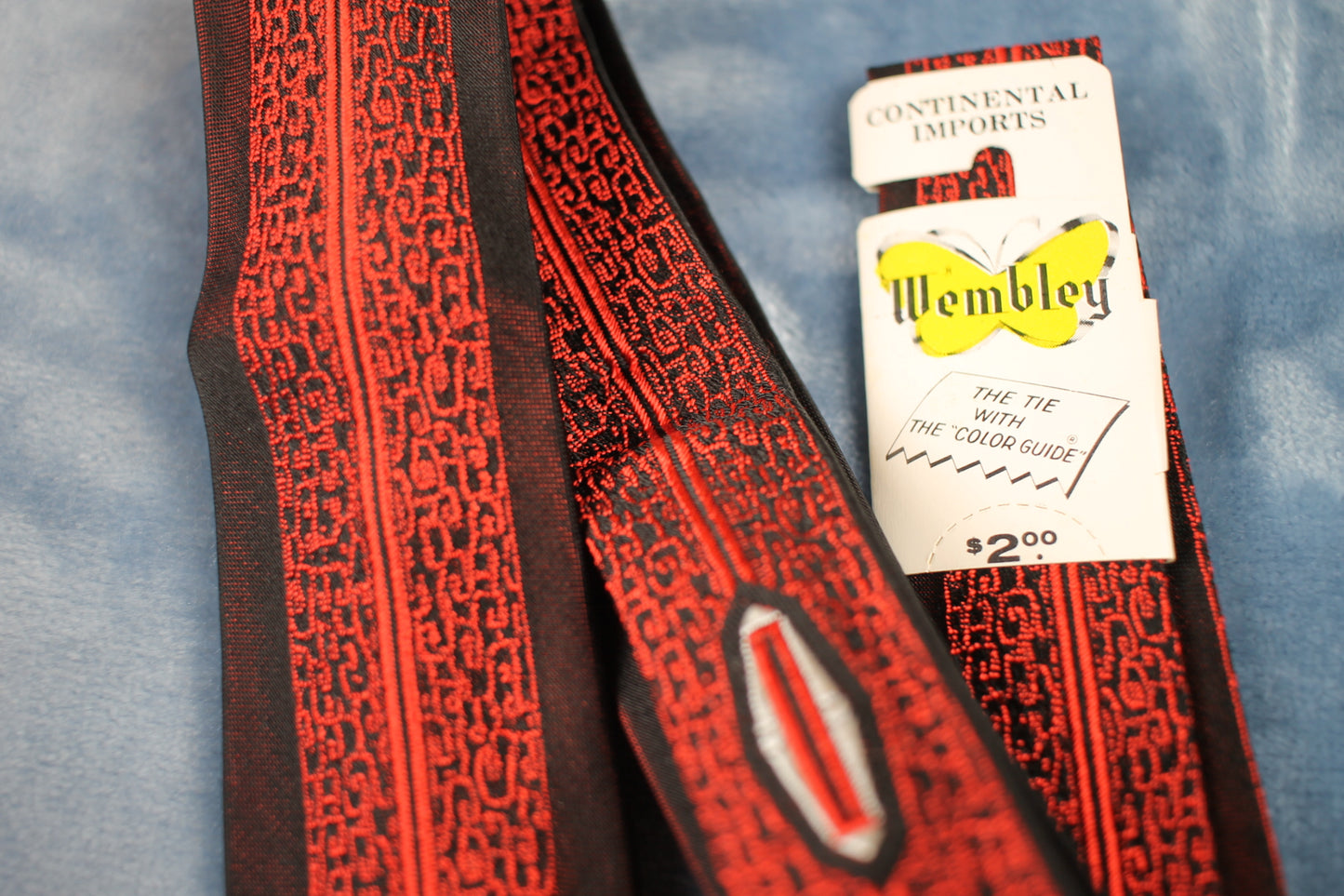 Vintage Wembley Red Black Pattern Skinny Tie with tags 1940s/50s