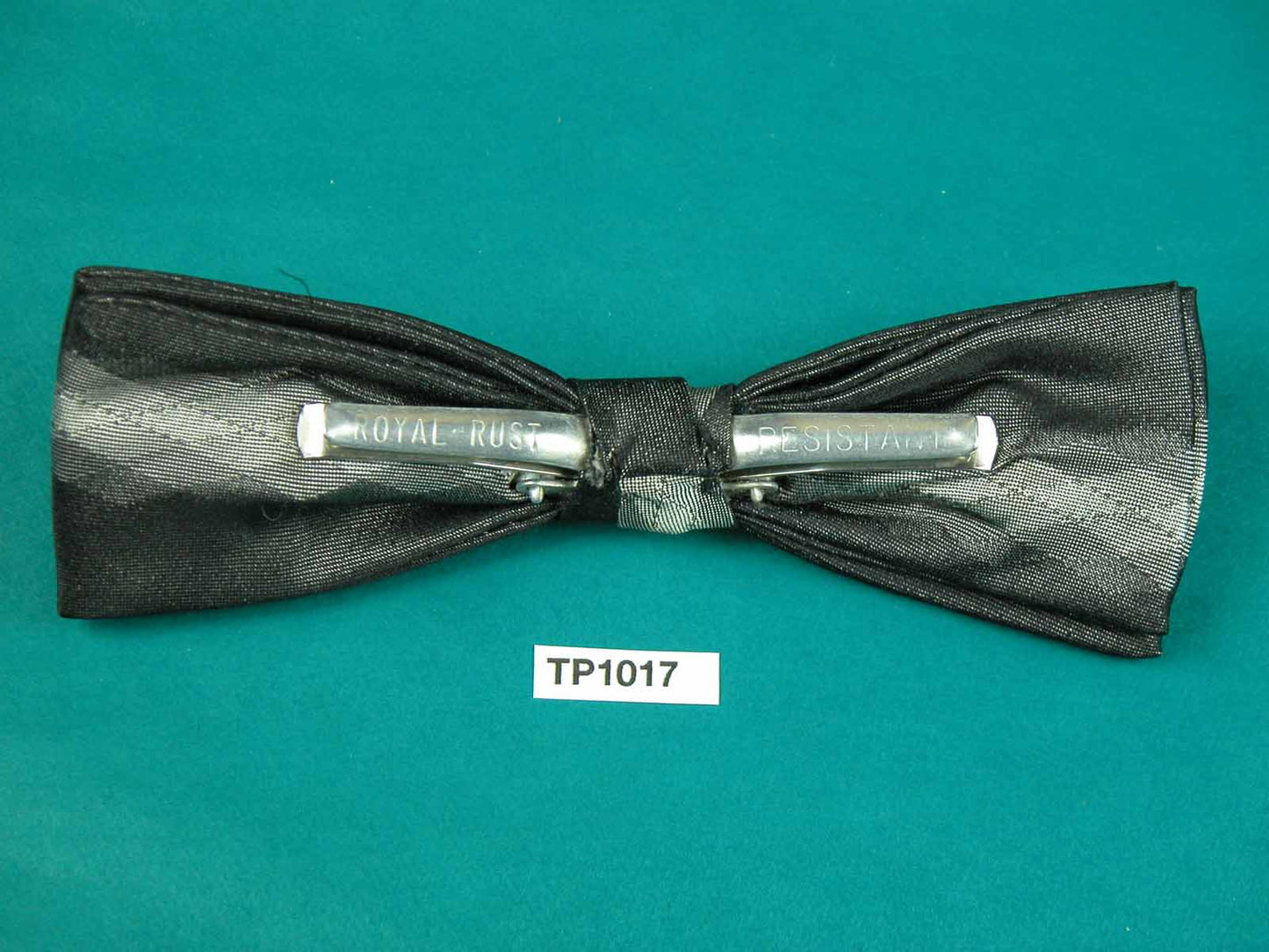 Vintage black shades of grey diamond pattern square end clip on bow tie