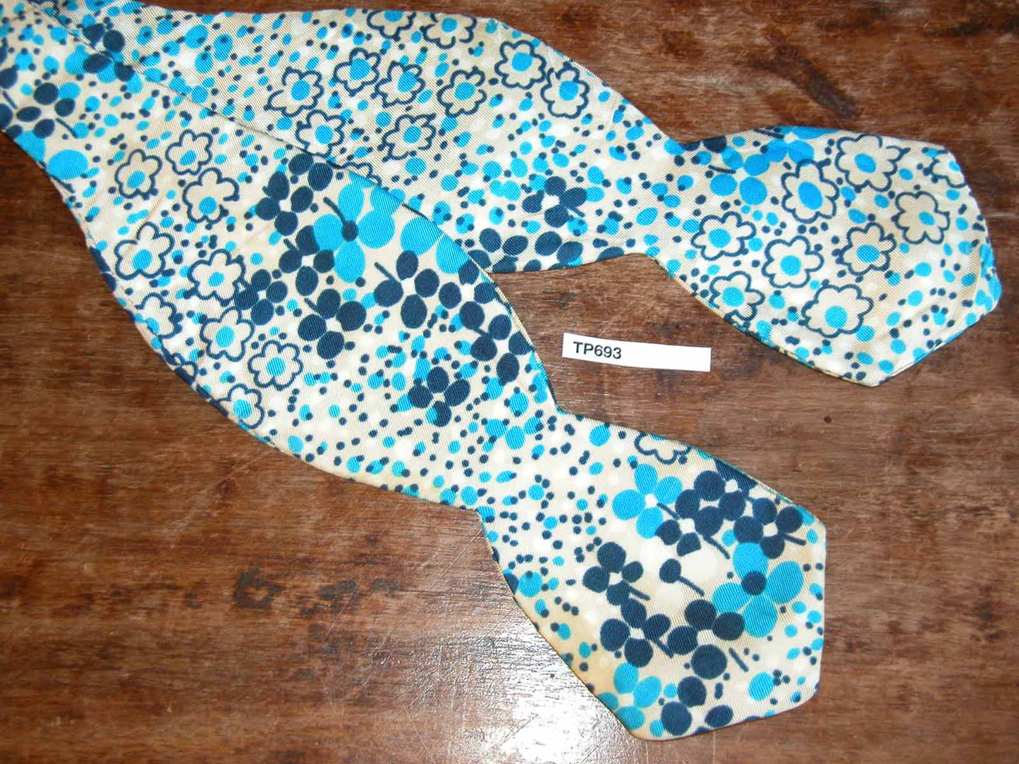 Vintage All Silk Blue Navy Beige Pointed Thistle Self Tie Adjustable Length Bow Tie