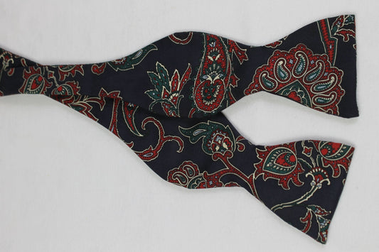 Vintage Navy Paisley Silk Self Tie Straight End Thistle Bow Tie