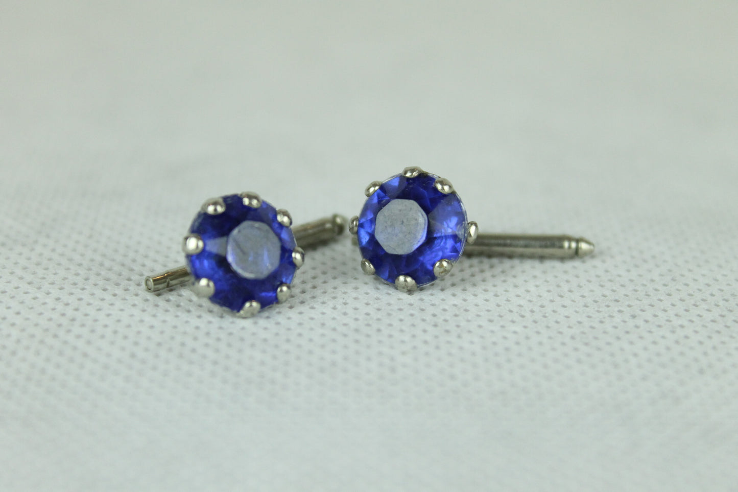 Vintage Silver Metal Blue Lucite Gem Spring Back Cufflinks
