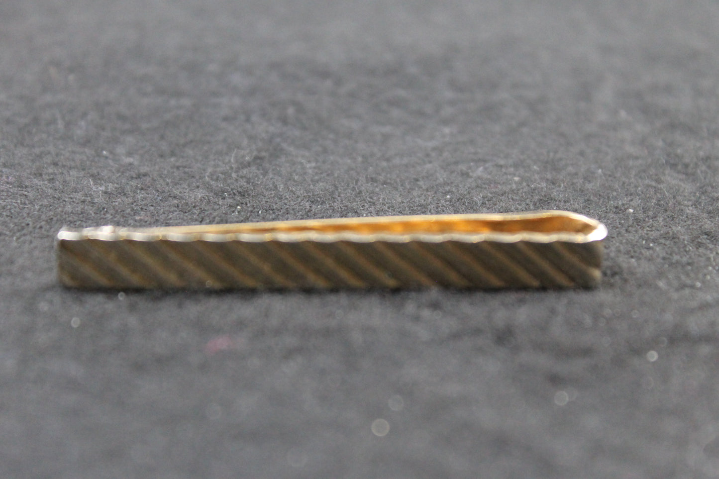 Vintage Ridged Gold Metal Tie Clip