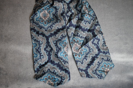 Vintage 2 tone blue black patterned cravat retro mod