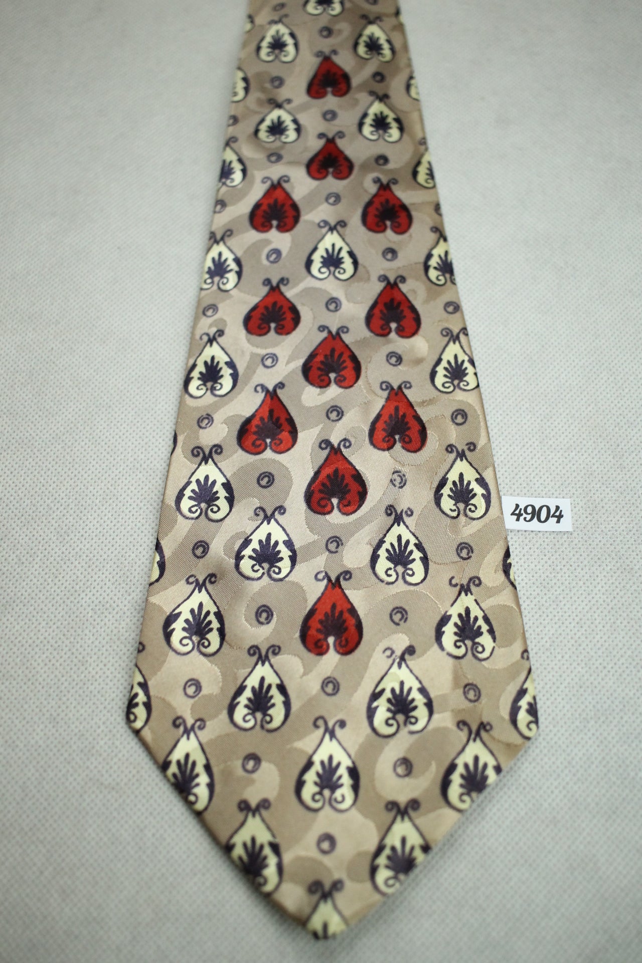 Vintage 1950s/60s Haband Cream Red Pattern Swing Tie