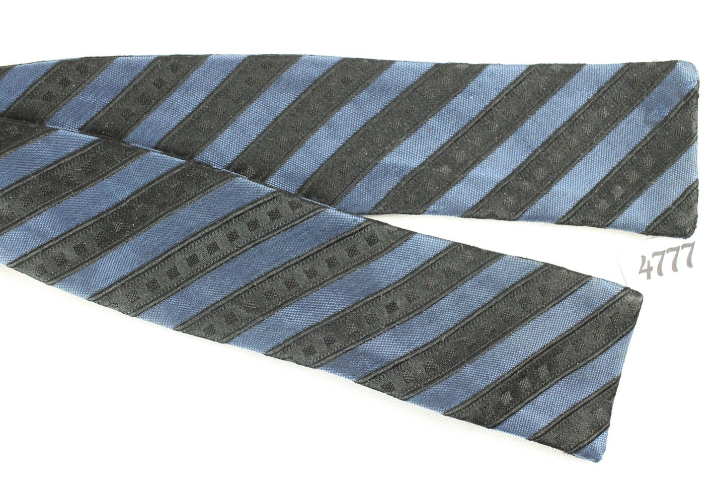 Vintage self tie all silk blue black striped batwing bow tie adjustable