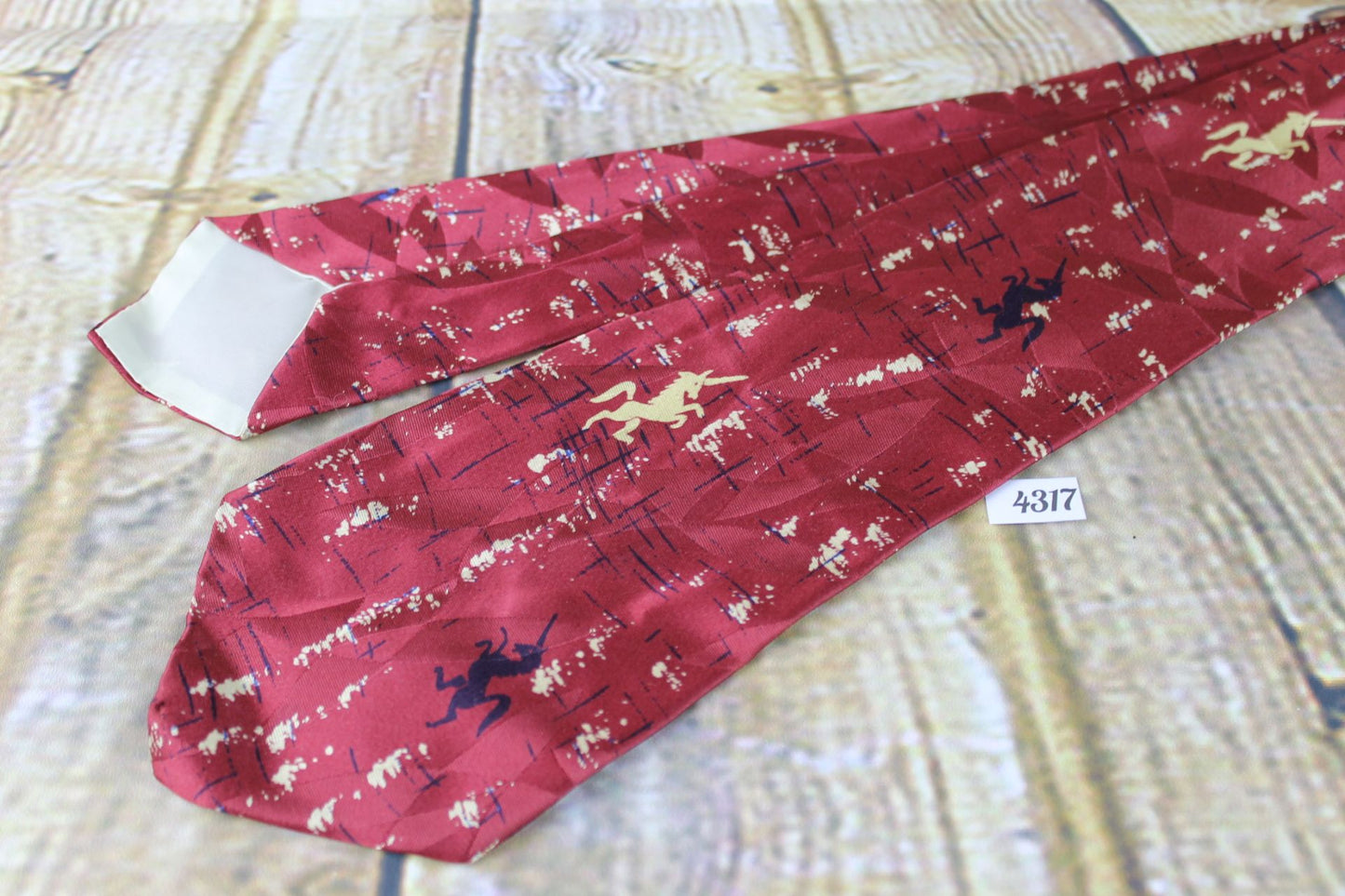 Superb Vintage 1940s/1950s Rothschild Pure Silk Burgundy Unicorn Tie Lindy hop Swing Zoot Suit Rat Pack
