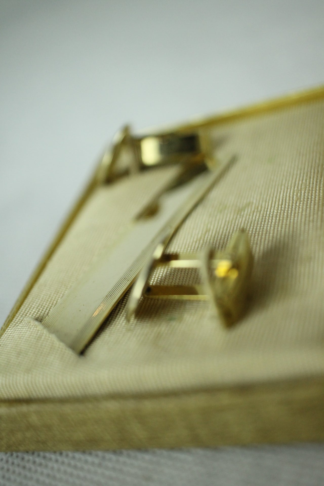 Vintage Corbi Gold Tie Bar & Cufflinks