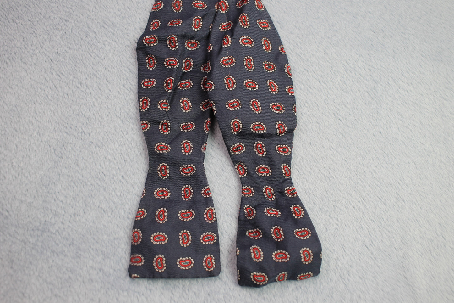 Vintage Copley self tie thistle end blue red pattern bow tie adjustable