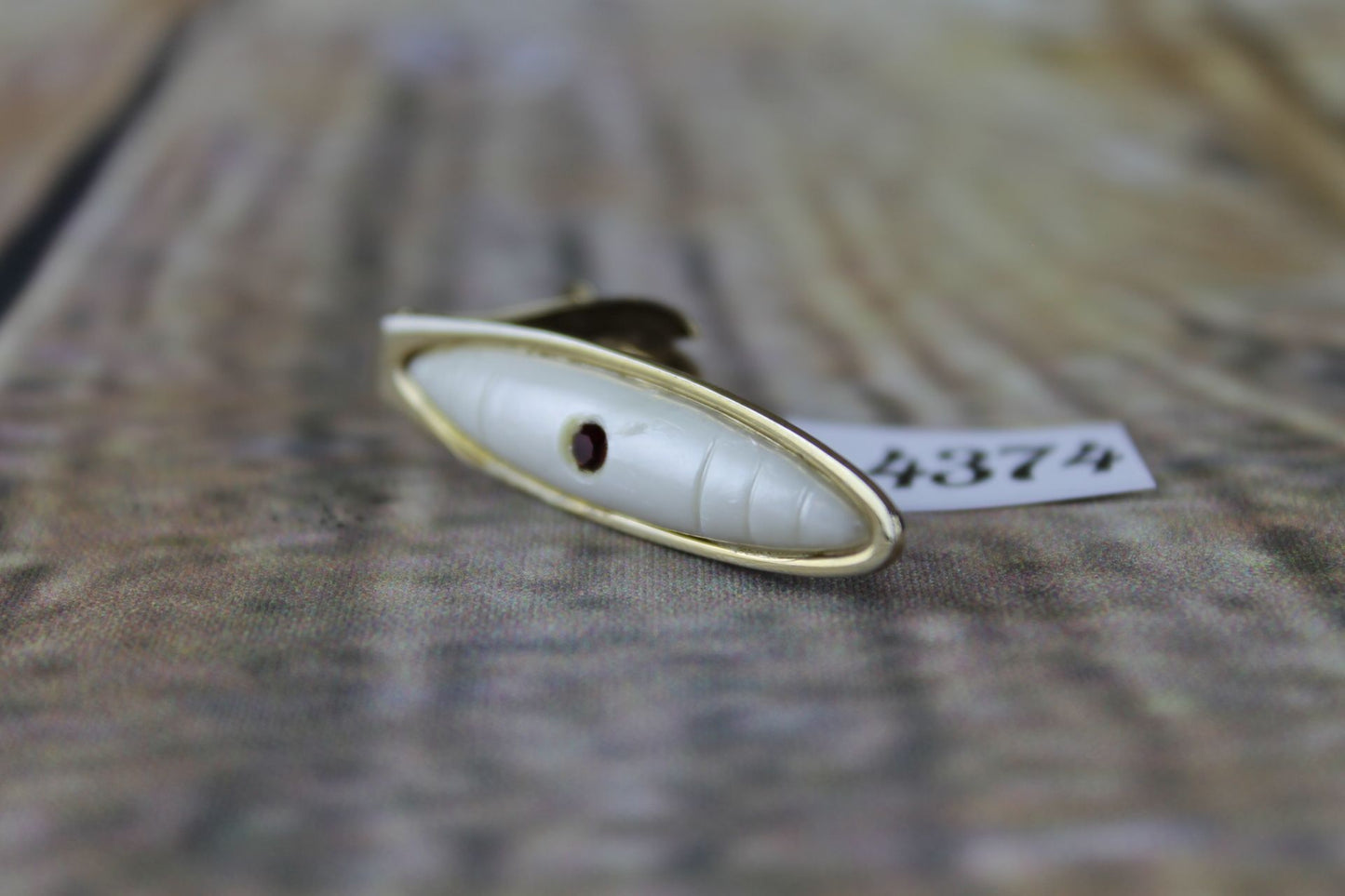 Vintage gold metal white lucite red diamante tie clip