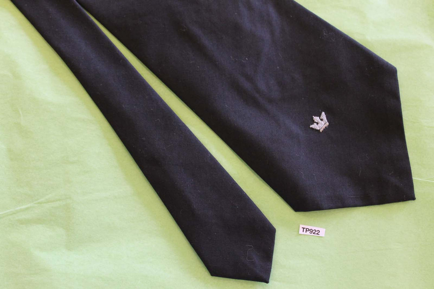 Vintage 1950s/60s black embroidered crown tie