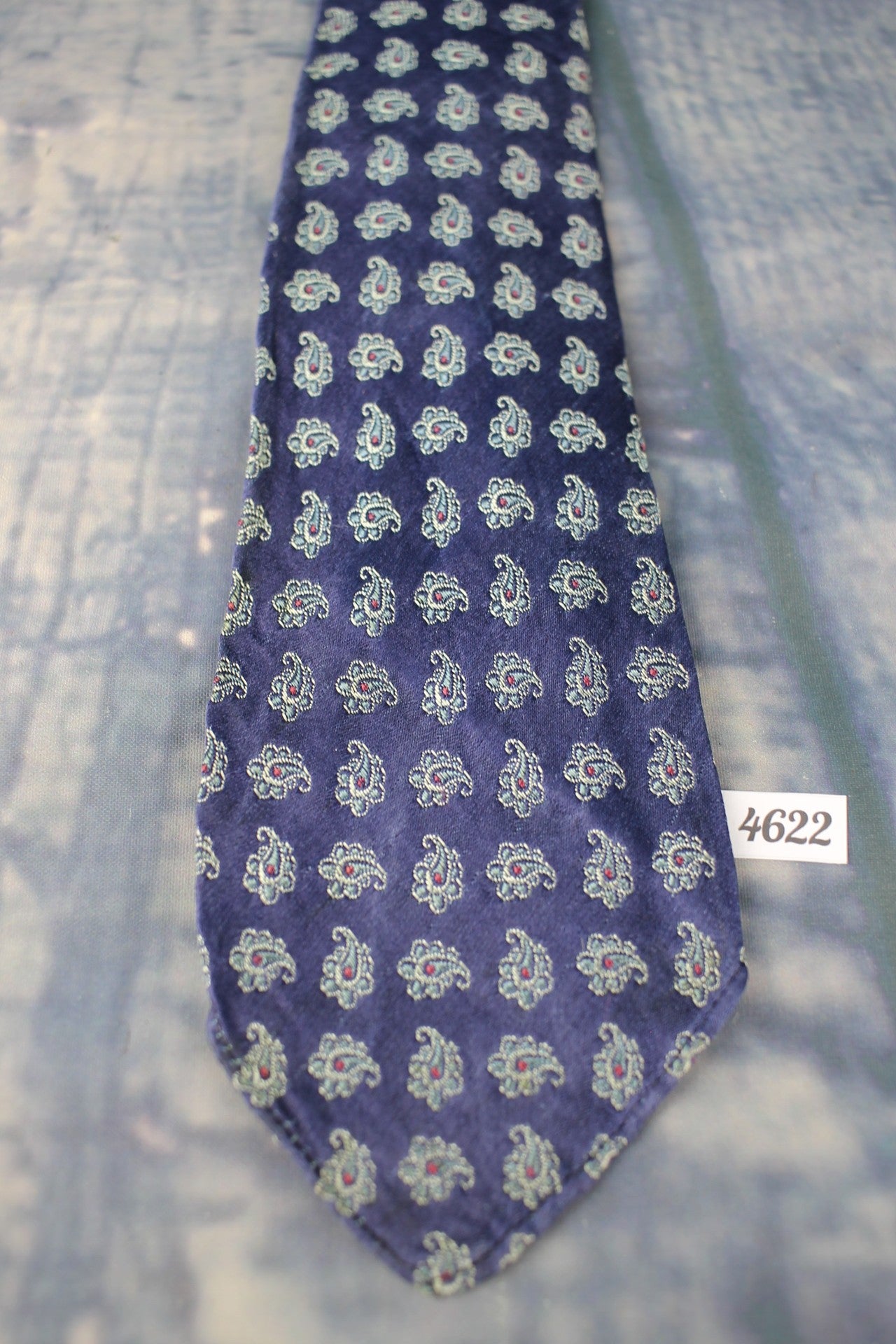 Vintage Artcraft Cravats Hand Tailored Blue Silver Paisley Tie 1940s/50s