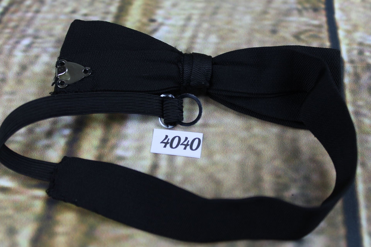 Vintage Classic Black Grosgrain Pre-Tied Bow Tie Adjusts to Fit All Sizes