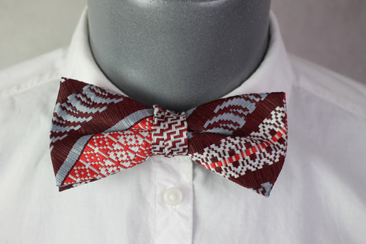 Vintage pre-tied clip on grey 2 tone red pattern bow tie