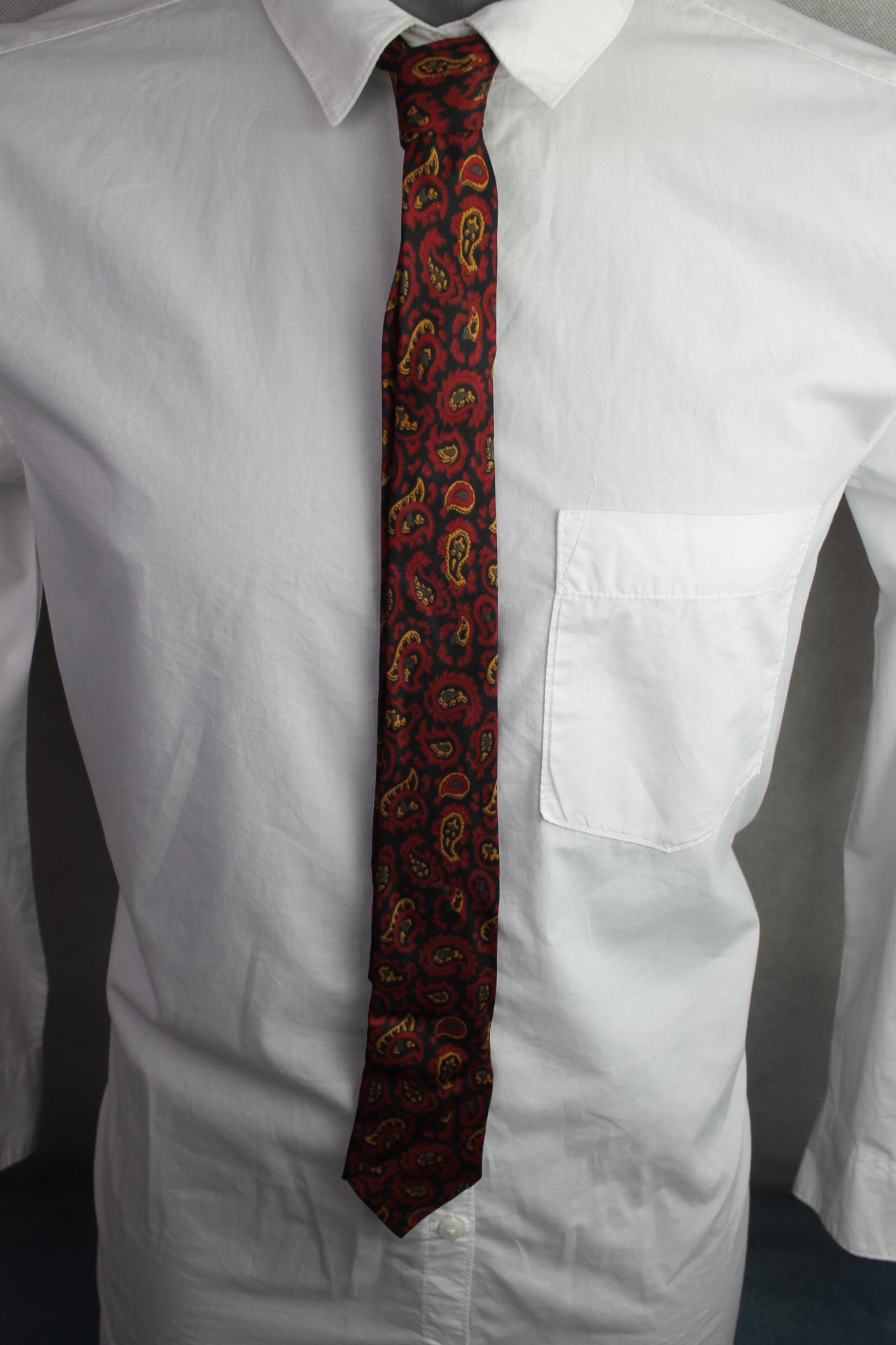 Vintage Sears black red orange paisley pattern swing tie