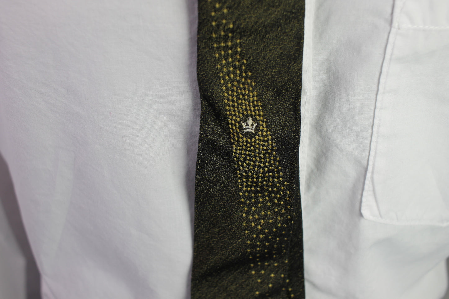 Vintage gold black flecked metallic look motif pattern skinny tie