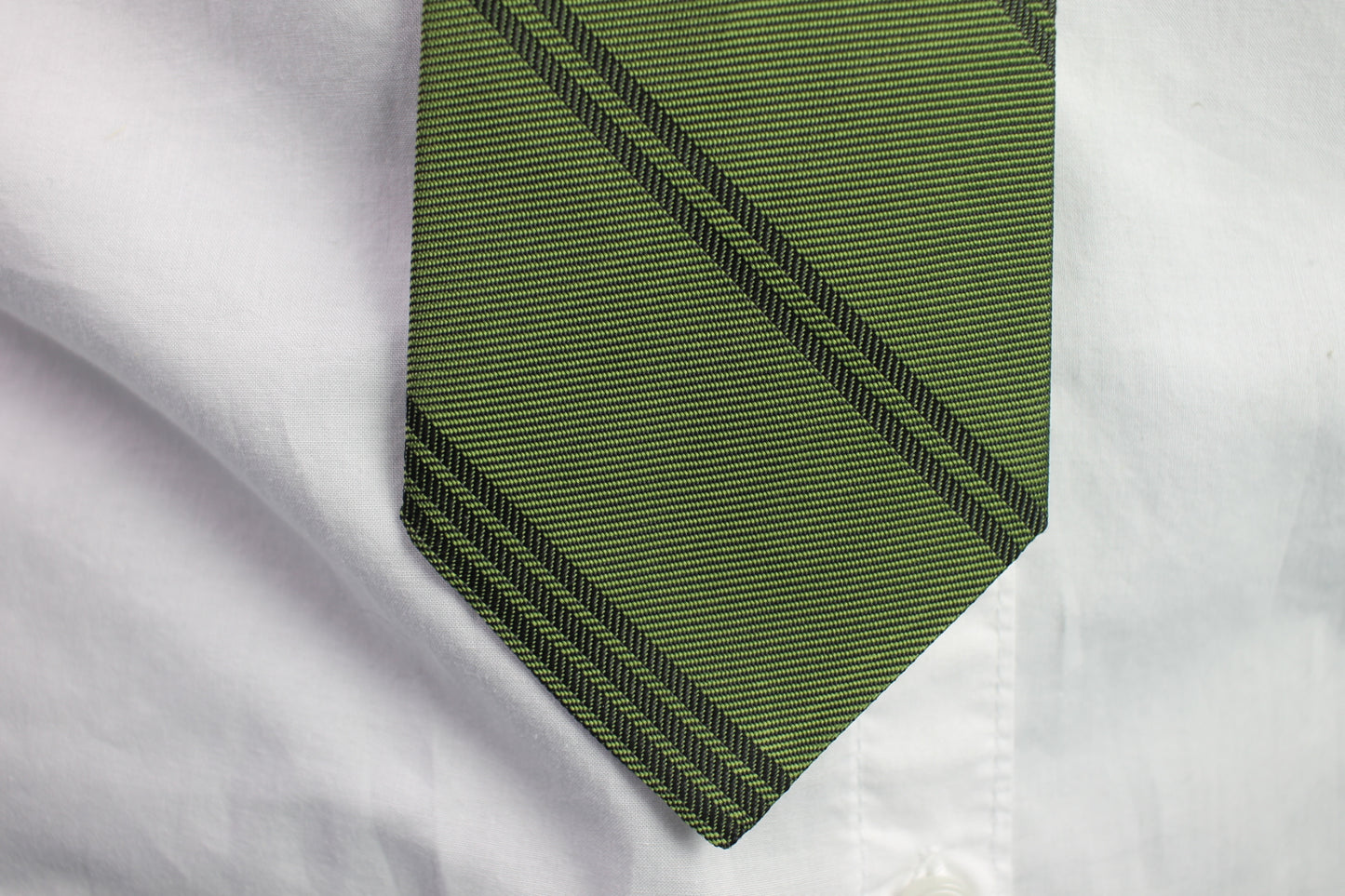 Vintage dark green thin black striped pattern skinny tie