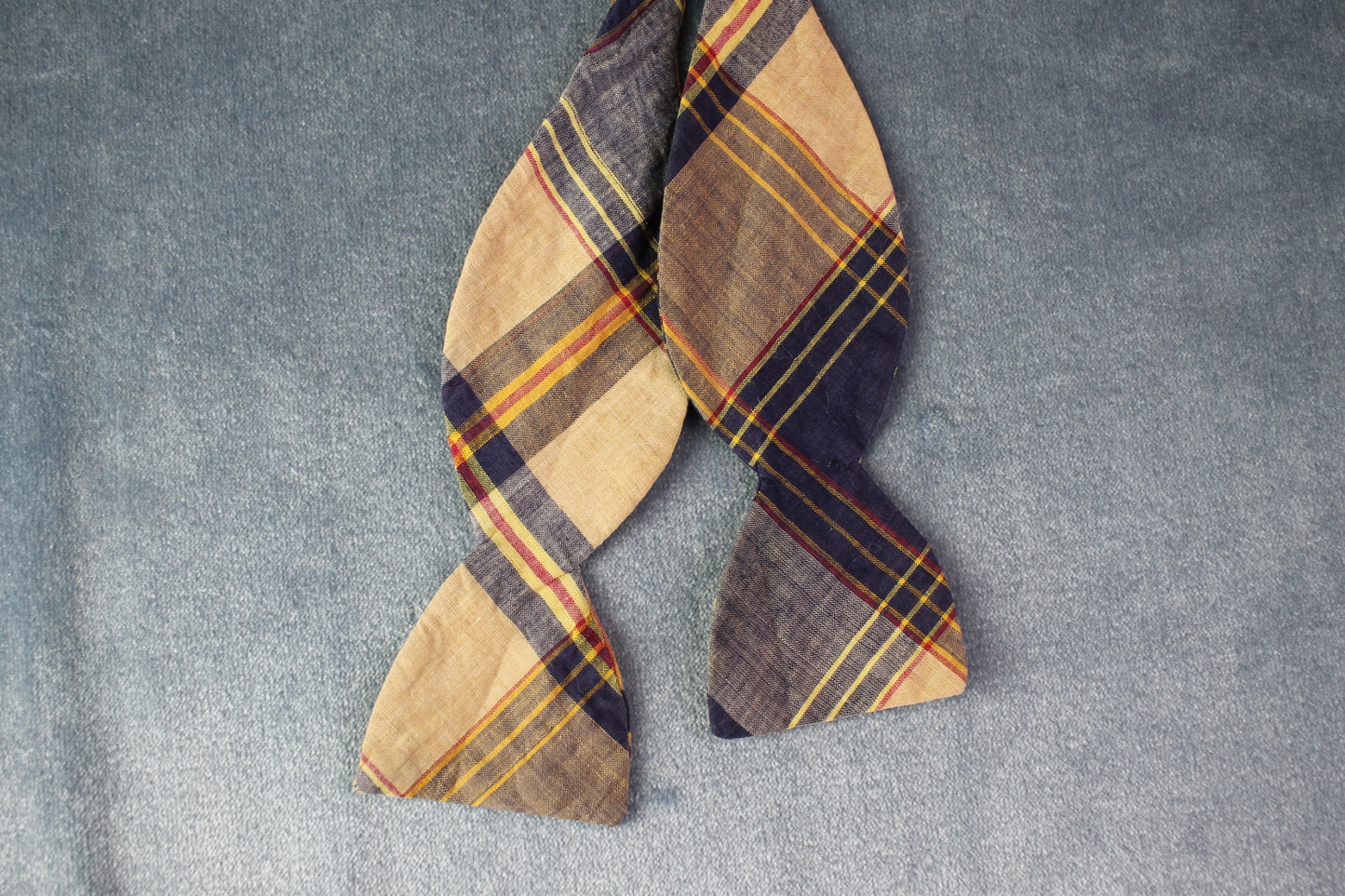 Vintage Lord & Taylor self tie thistle end beige blue yellow check bow tie adjustable