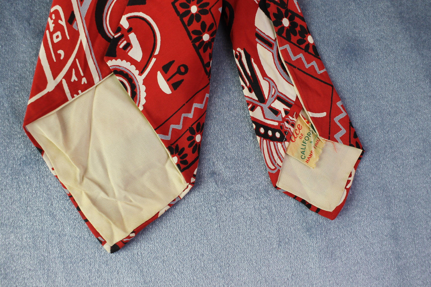 Vintage Ace of California red black Egyptian pattern swing tie