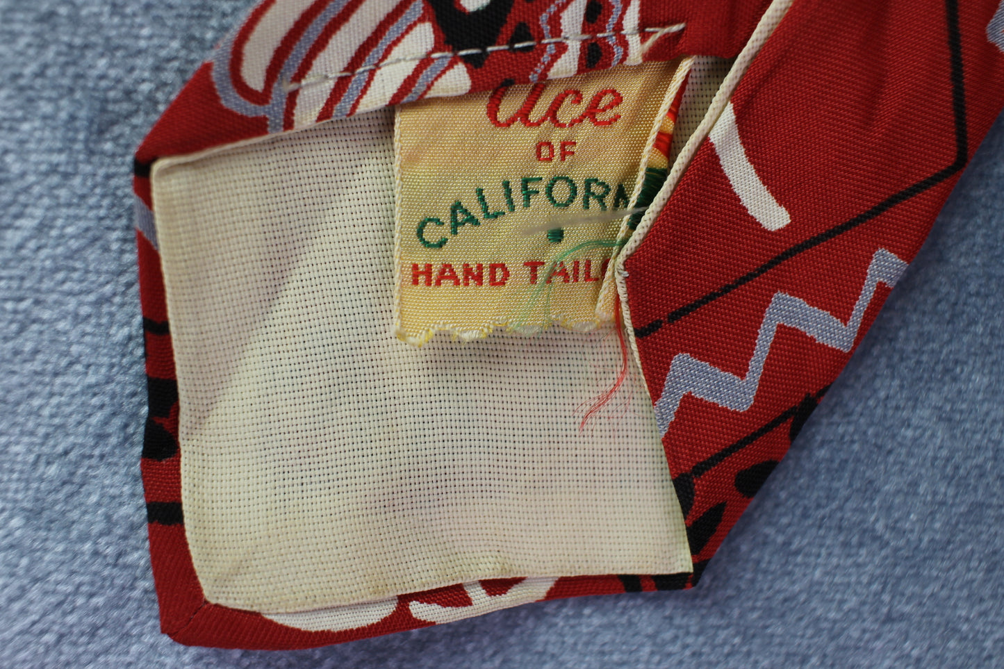 Vintage Ace of California red black Egyptian pattern swing tie
