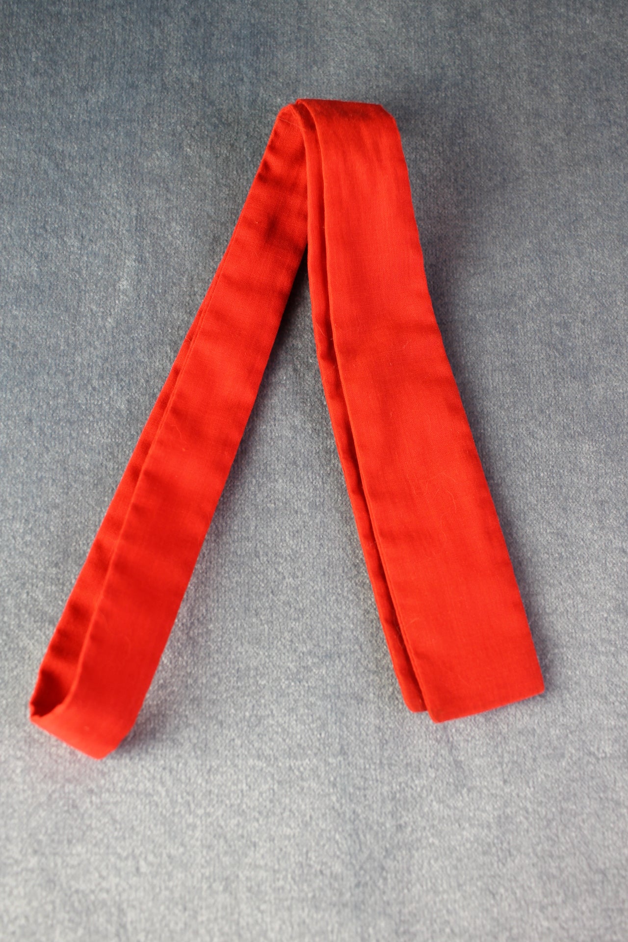 Vintage Rooster self tie straight end deep red checked bow tie adjustable