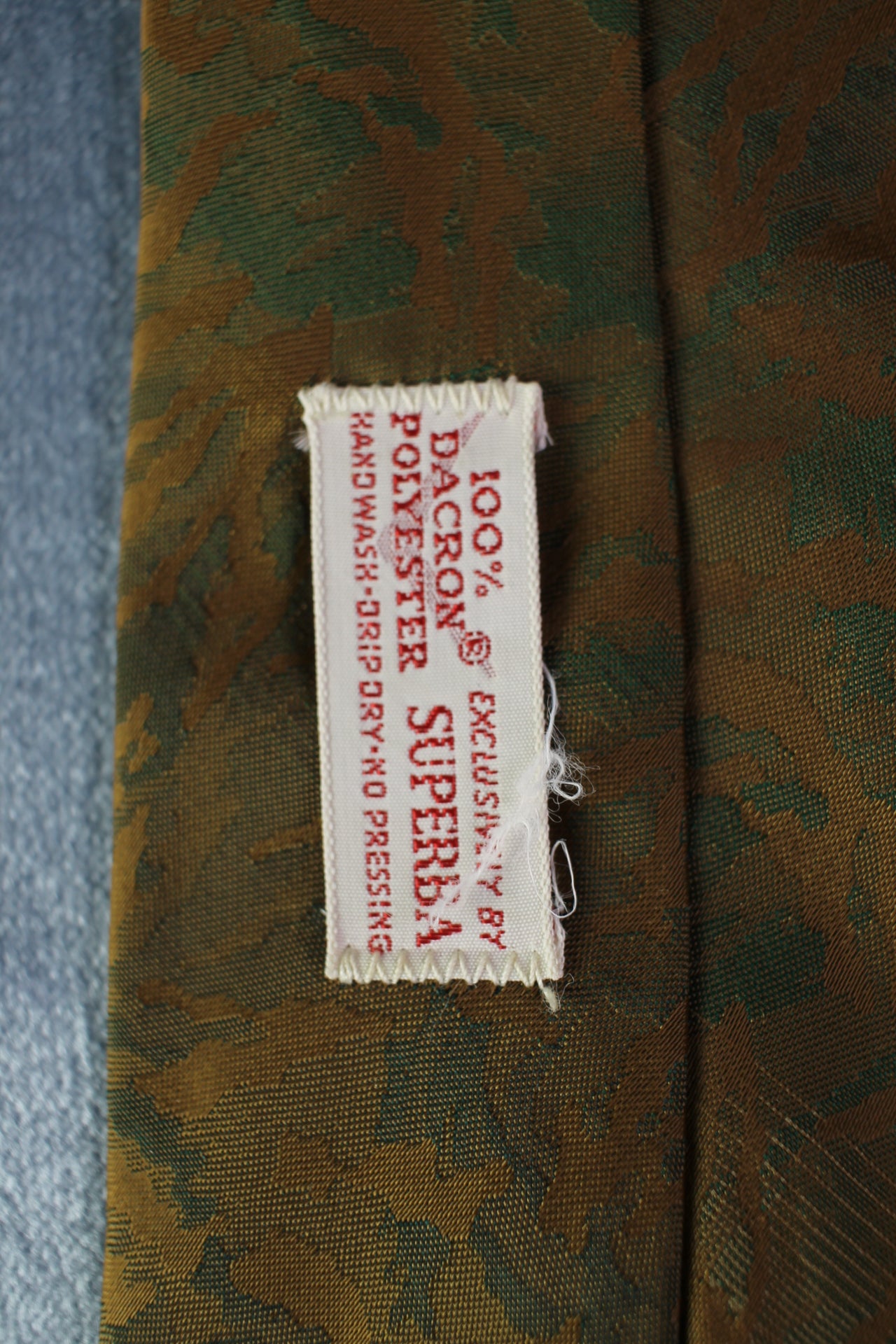 Vintage Superba 2 tone gold green pattern tie