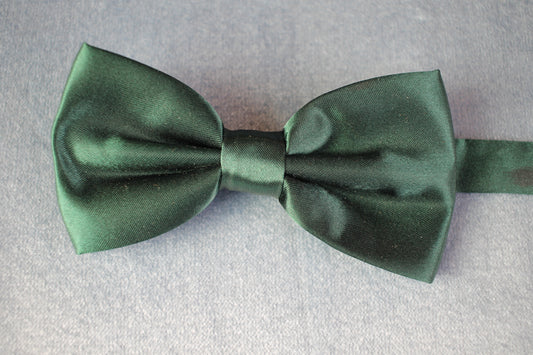 Vintage pre-tied dark green satin bow tie adjustable