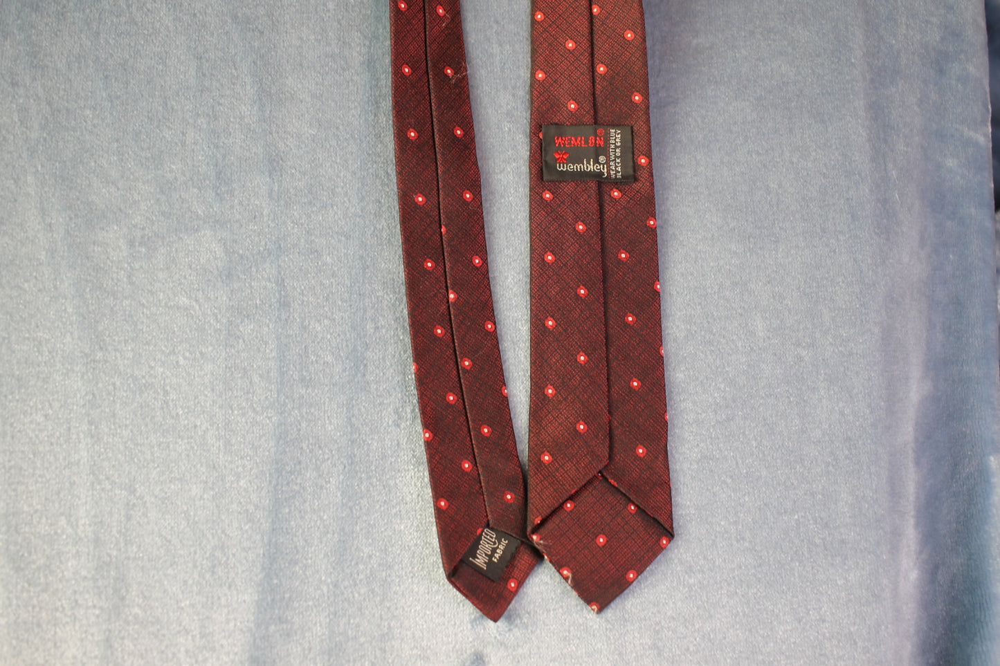 Vintage Wemlon by Wembley dark red black metallic look spotted pattern skinny tie