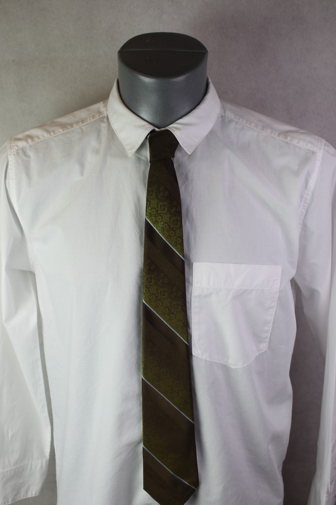 Vintage Wembley green brown jacquard striped tie