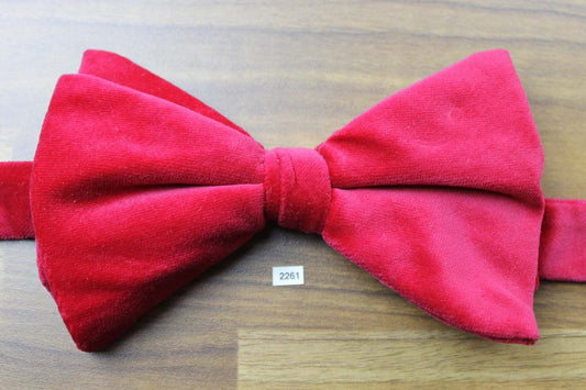 Vintage 1970s Pre Tied Bow Tie Cherry Red Velvet Adjustable