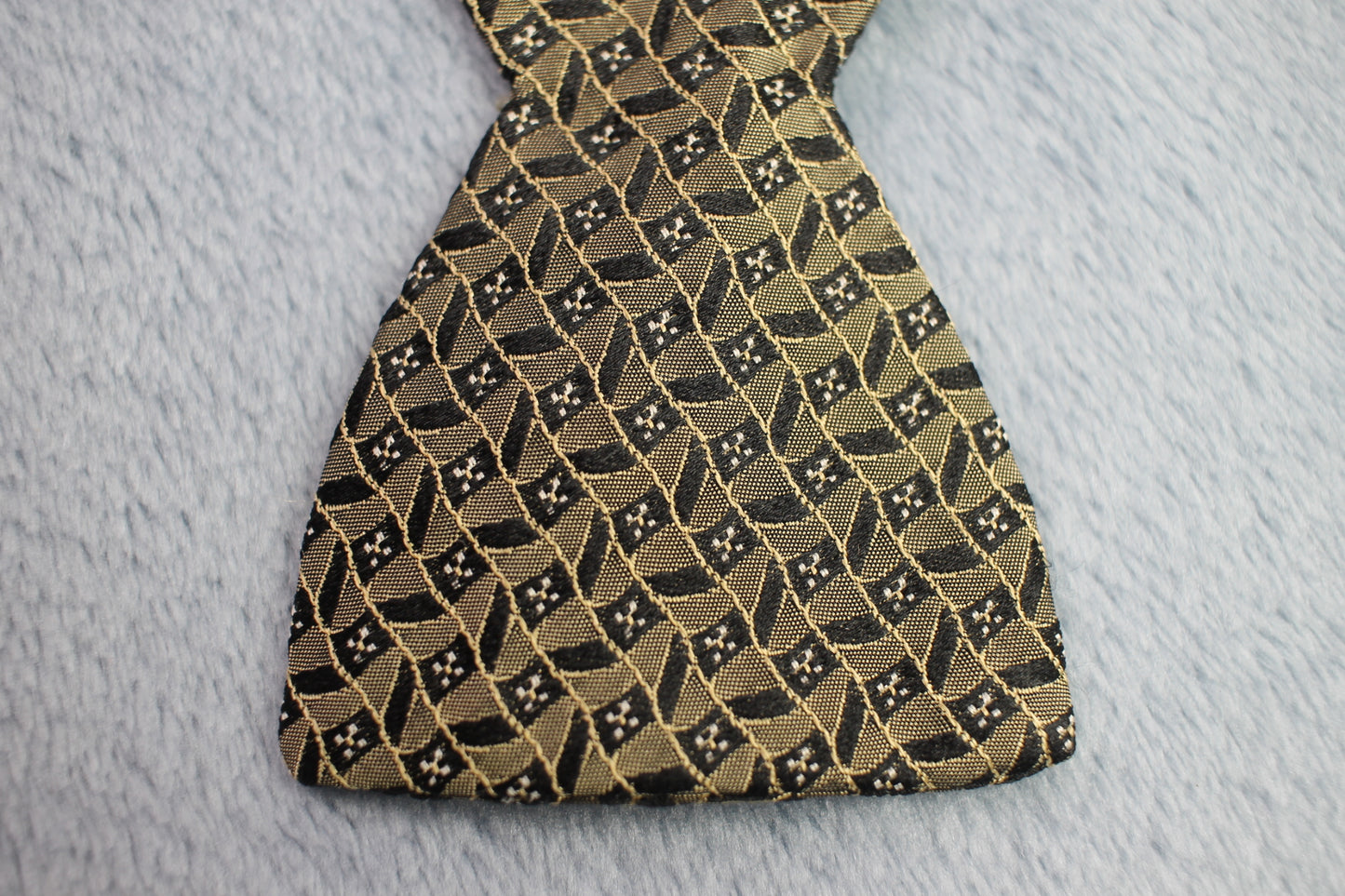 Vintage Preti Boyds self tie thistle end gold black pattern bow tie adjustable