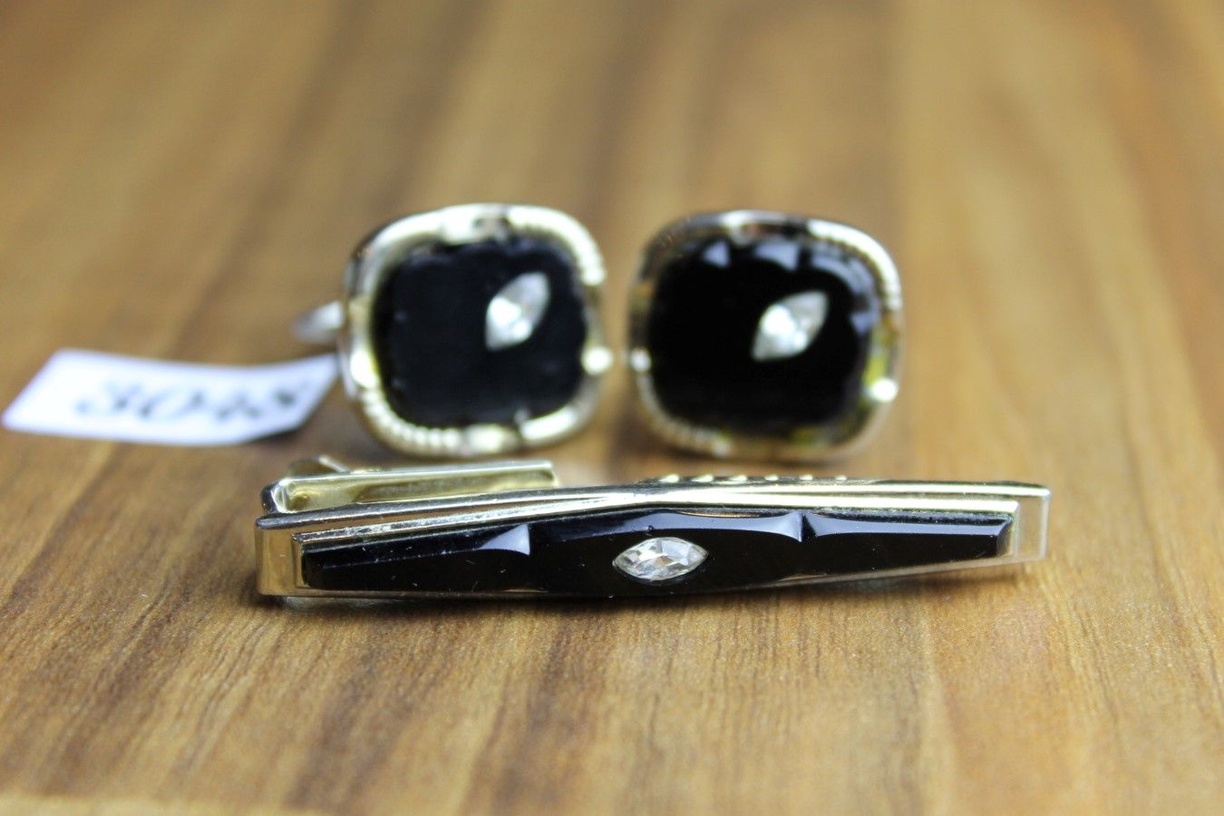 Vintage Gold Metal Black Glass With Diamantes Cuff Links & Tie Clip Set