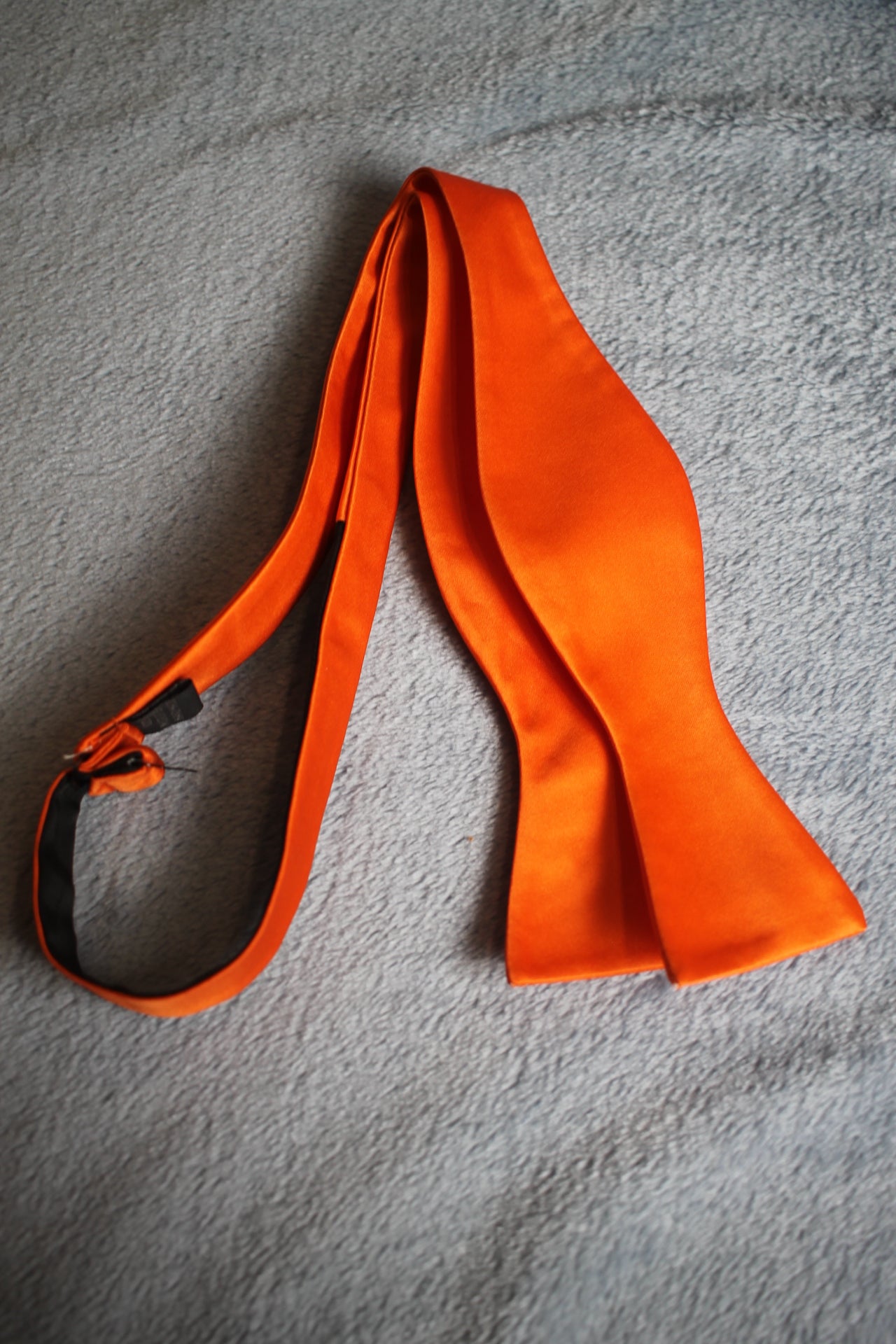 Vintage self tie thistle end orange bow tie adjustable