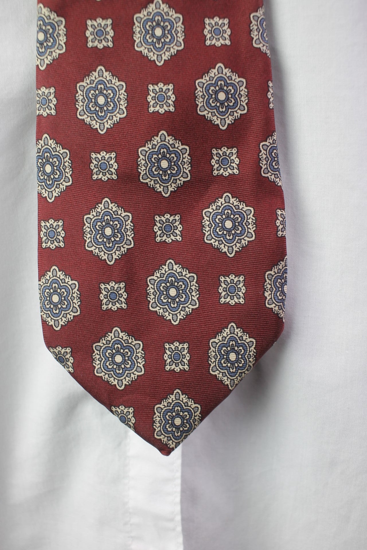 Vintage Stafford USA all silk brown cream motifs tie