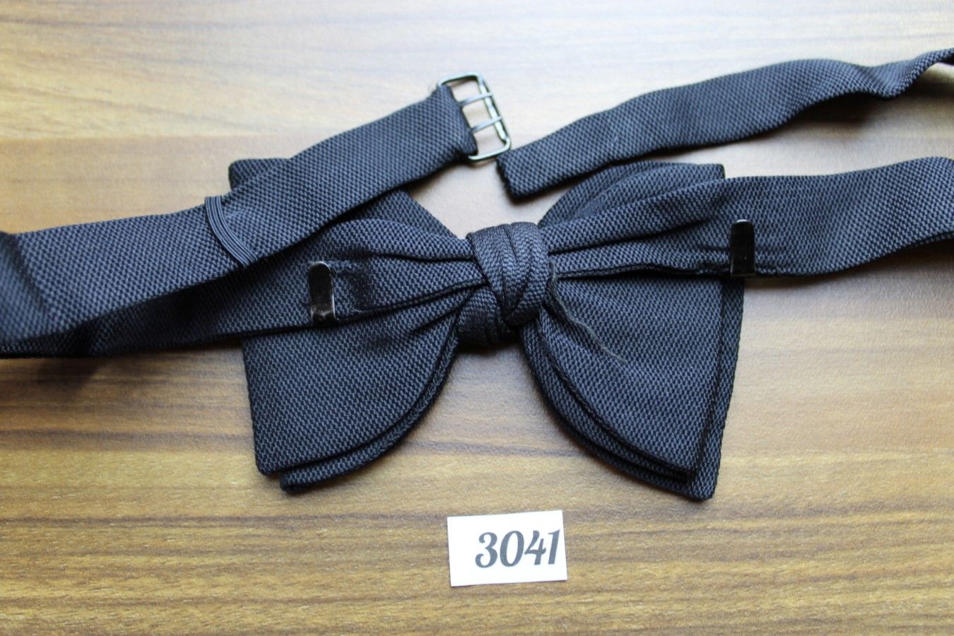 Vintage Classic Black Grosgrain Pre-tied Adjustable Bow Tie
