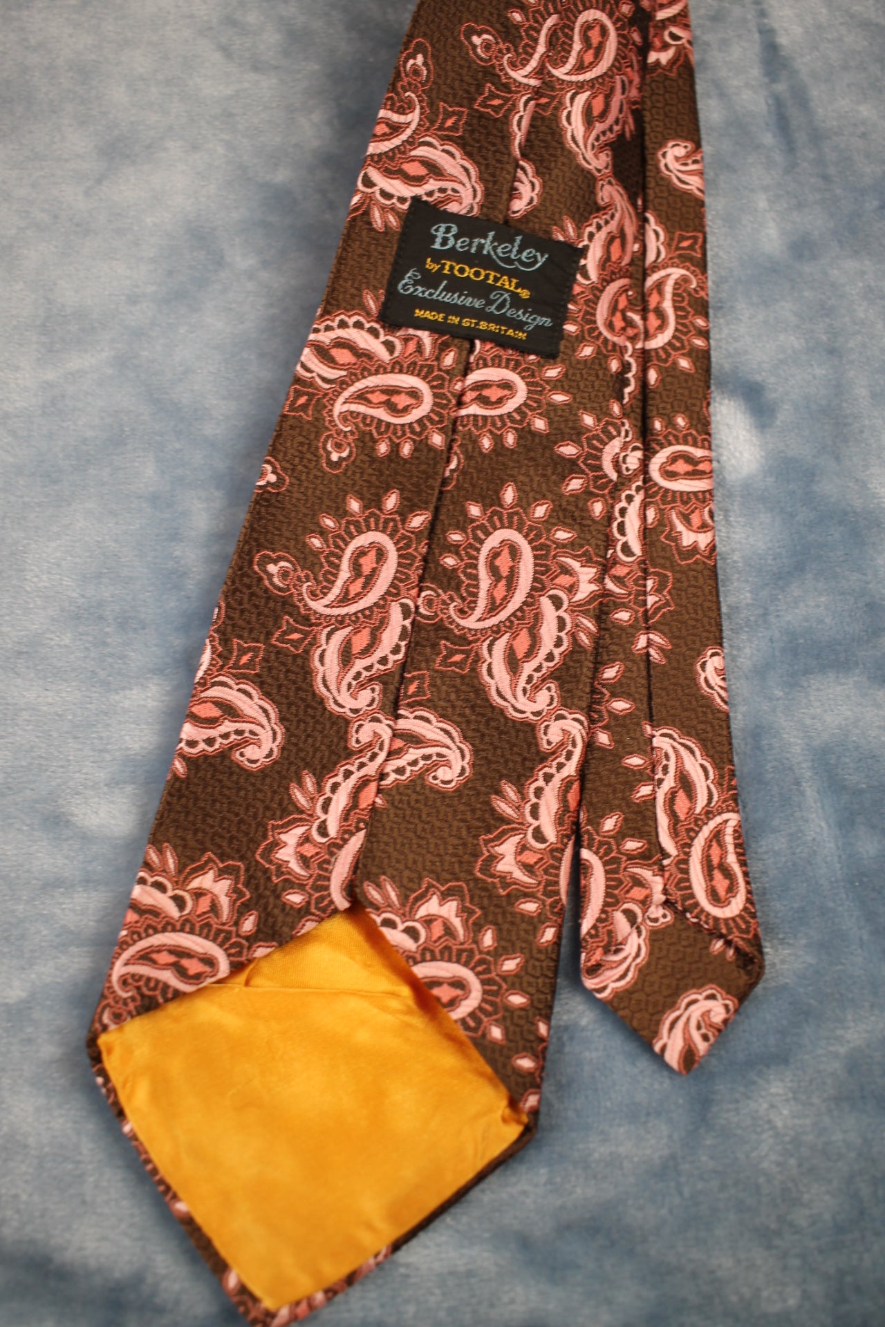 Vintage Tootal 1960s pink brown pattern kipper tie