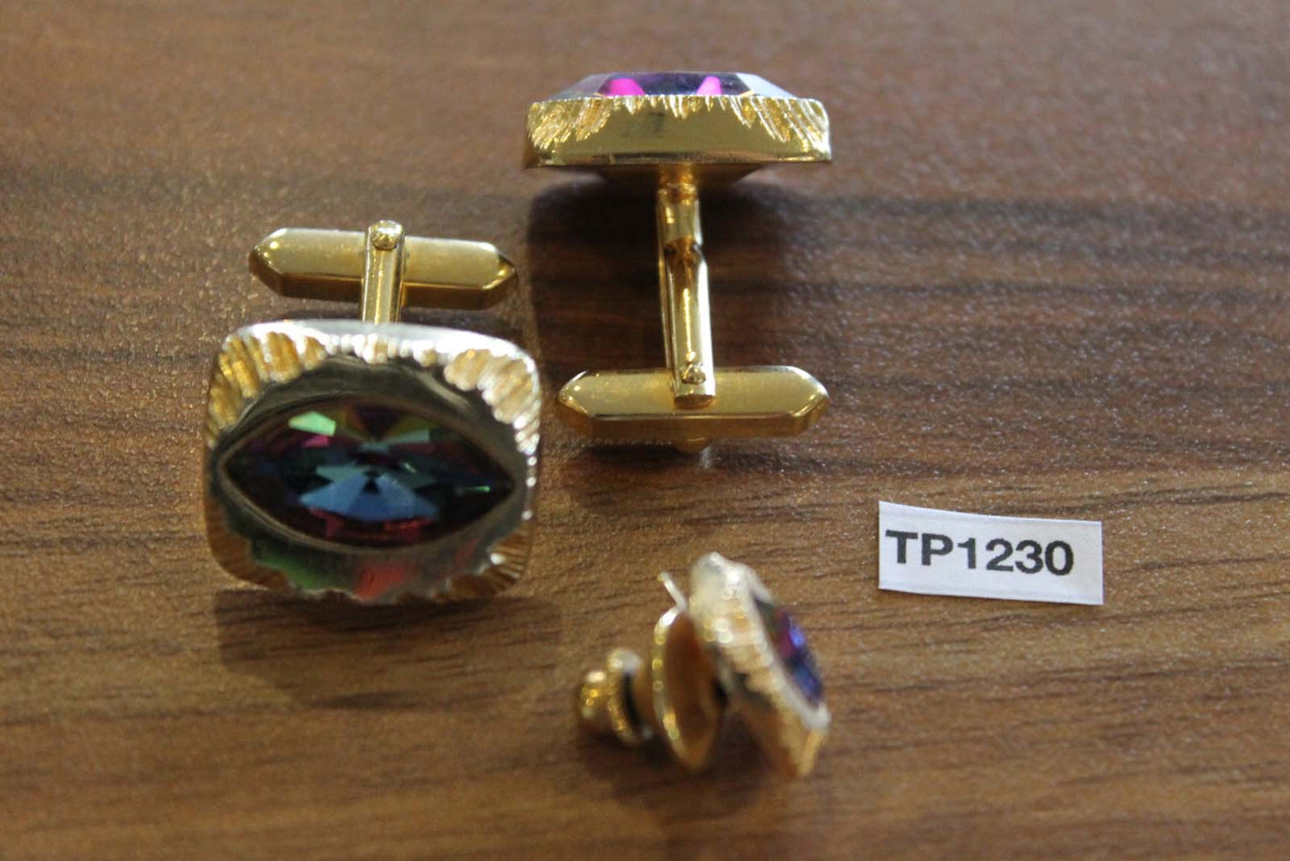 Vintage 1980s bling gold metal iridescent faceted glass stones cuff links & tie clip set