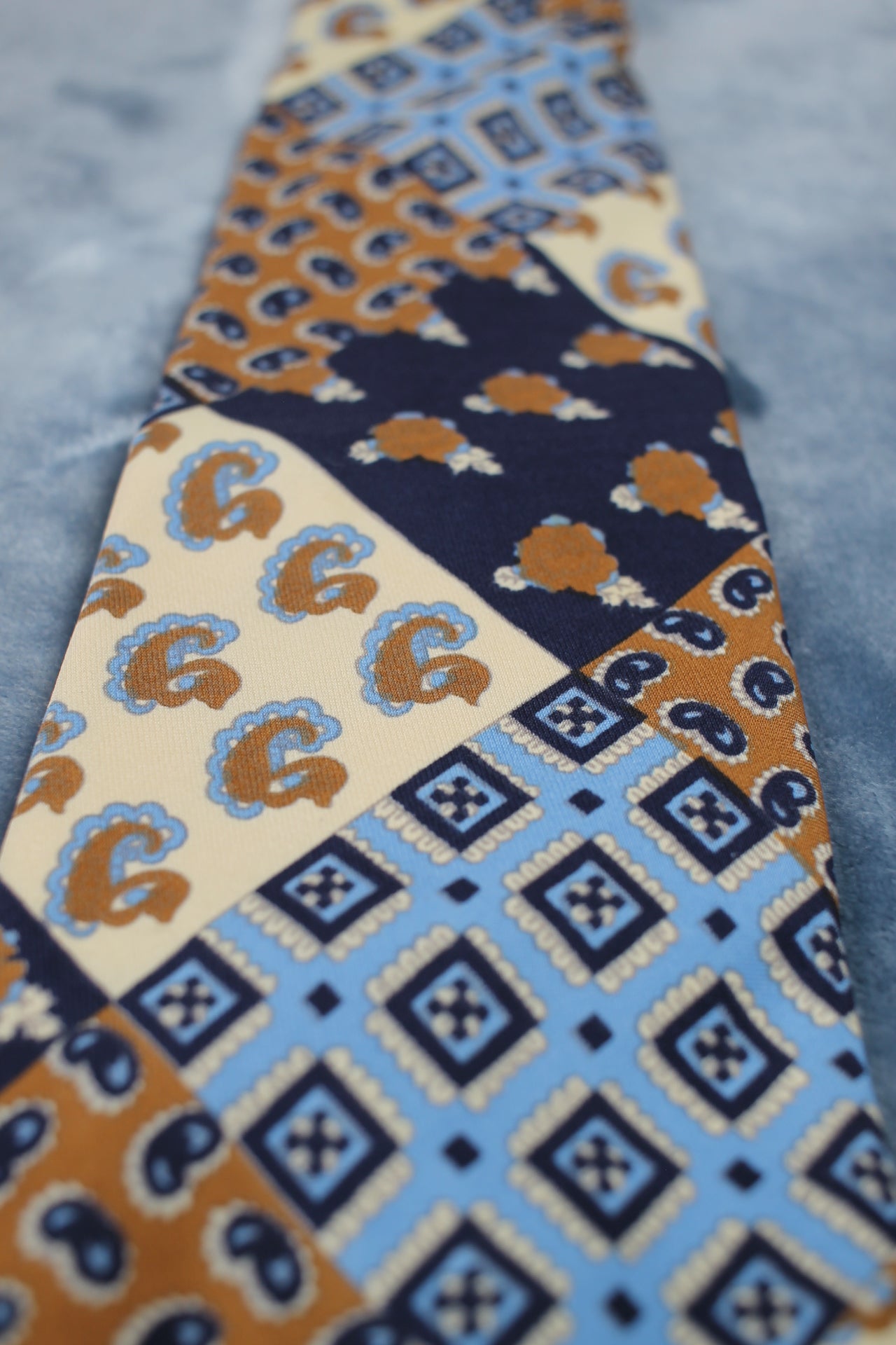 Vintage Robert Stewart 1960s pattern tie