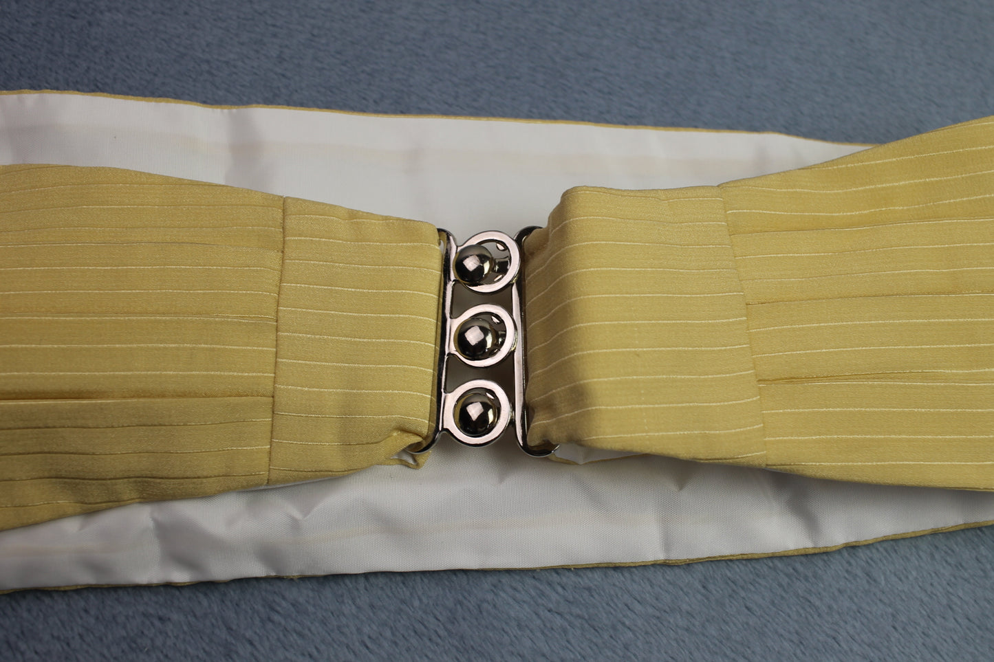 Vintage Jose Piscador yellow striped pattern pleated cummerbund