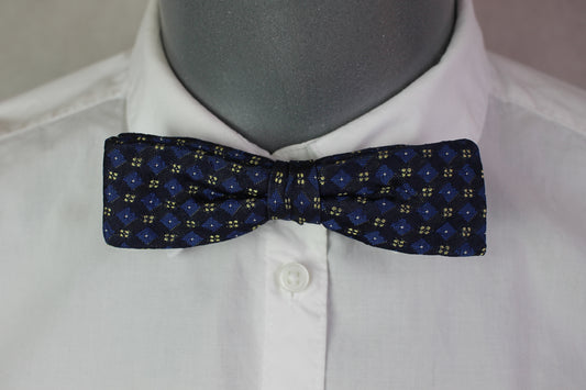 Vintage pre-tied clip on dark blue cream diamond pattern bow tie