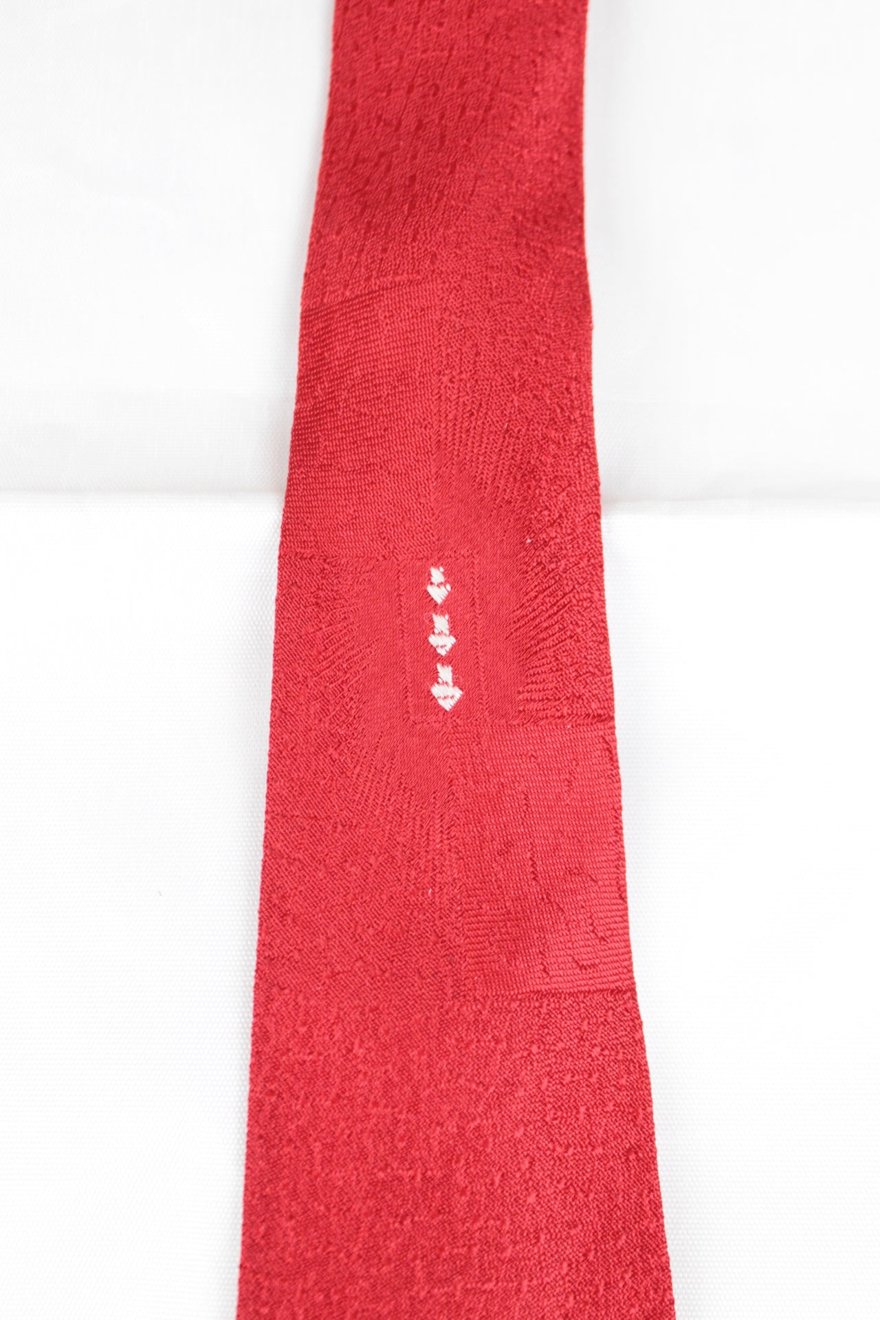 Vintage Weinstock Lubin & Co Jacquard Skinny Red Tie