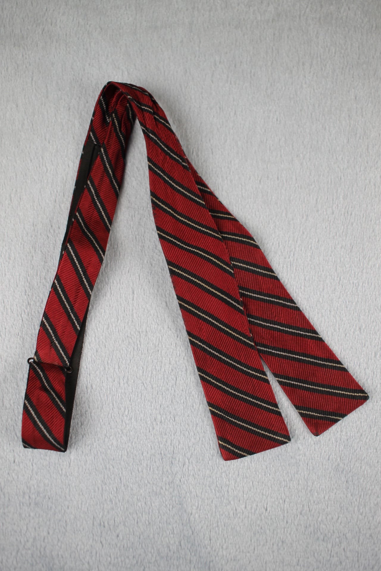 Vintage self tie paddle end all silk dark red black white striped pattern bow tie adjustable