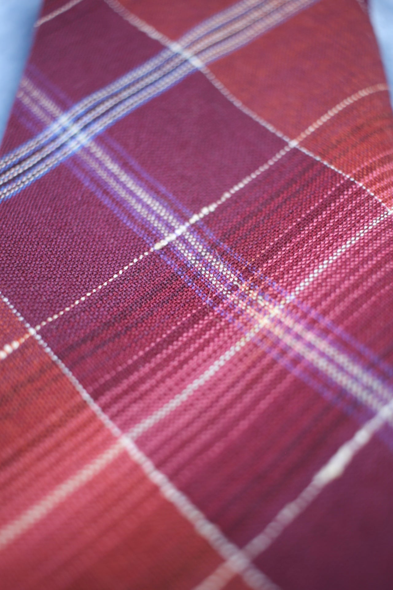 Vintage hand tailored 1940s/50s red purple check swing tie