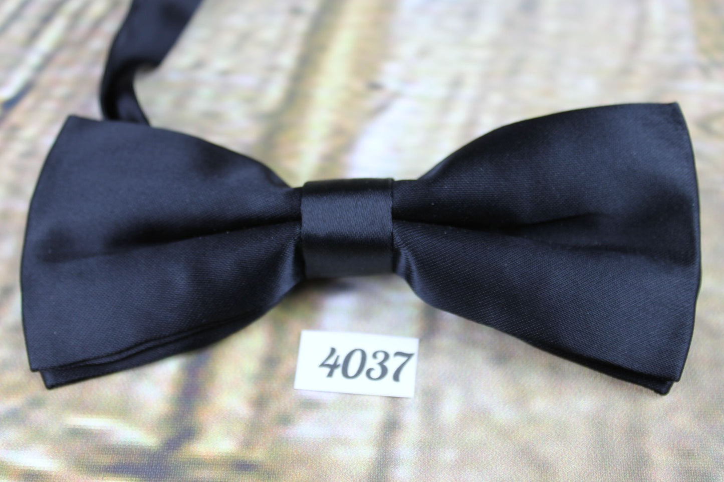 Vintage pre-tied classic black satin bow tie adjustable