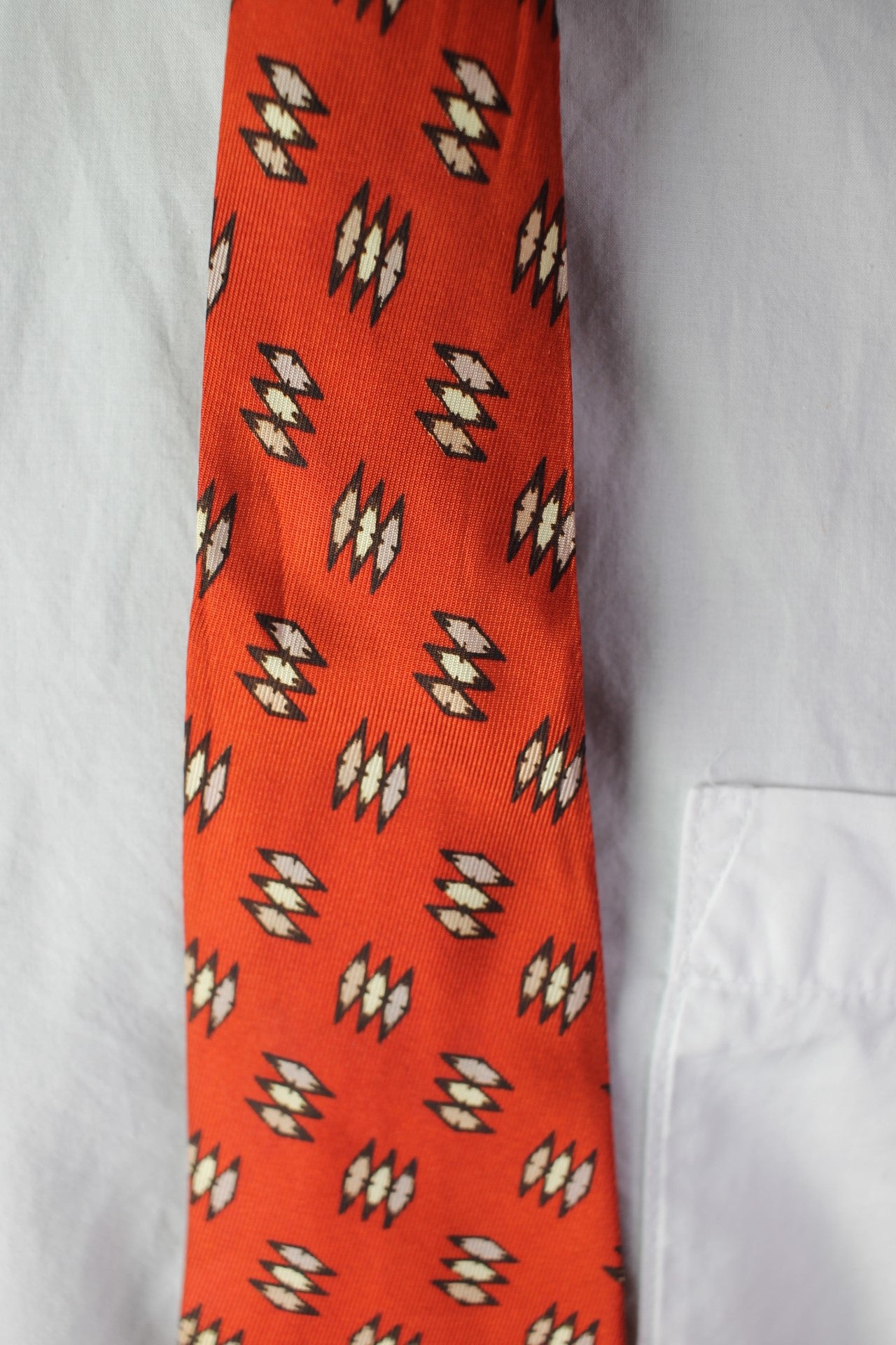 Vintage Beau Brummell red cream pink lilac pattern swing tie