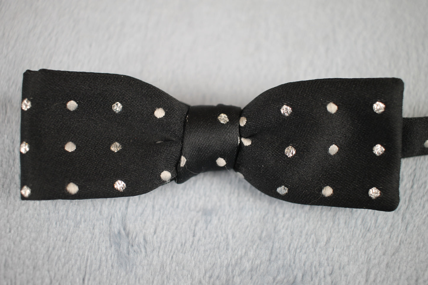 Vintage Stange Berlin pre-tied black silver dot pattern bow tie adjustable