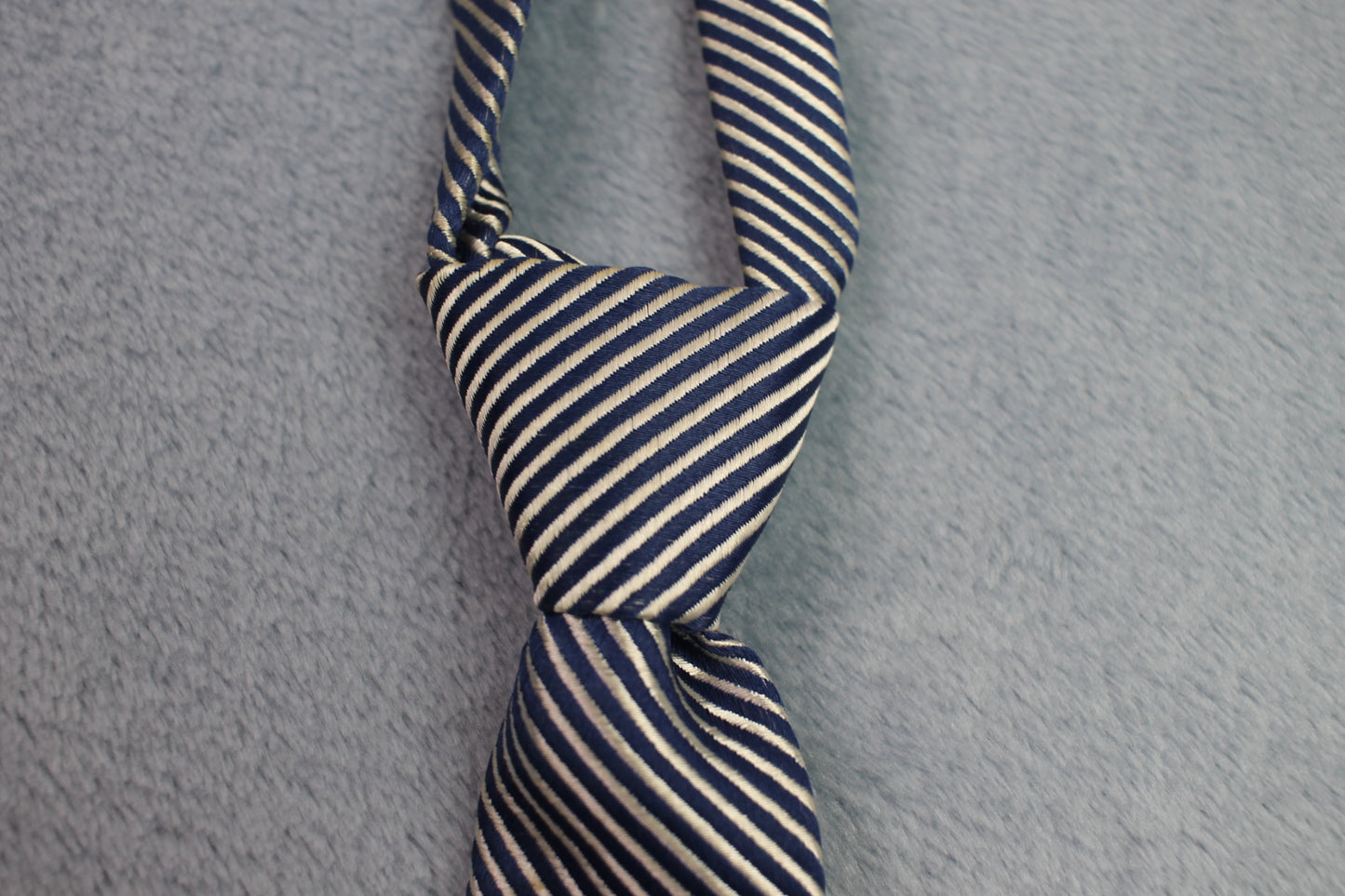 Vintage Childs Pre Tied Navy Blue Silver Striped Pattern Tie 2-3 YR